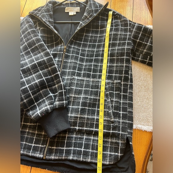 Saltwater Luxe Jacket!  Perfect condition! - Picture 3 of 5